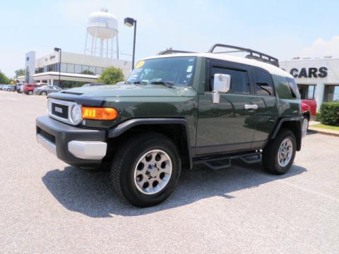 Toyota FJ Cruiser Base 2011