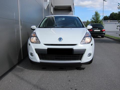 Renault Clio Renault Clio DCI...ANNNEE 2009 ...PRIX 1500CHF Blanc