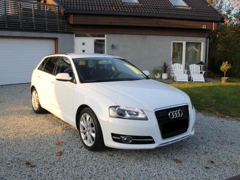 Audi Audi A3 Sportback 1,6 TDI Audi A3 Sportback 1,6 TDI Blanc