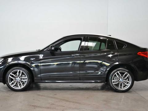 BMW X4 BMW X4 2.0D Sport M 33'000.- Noire