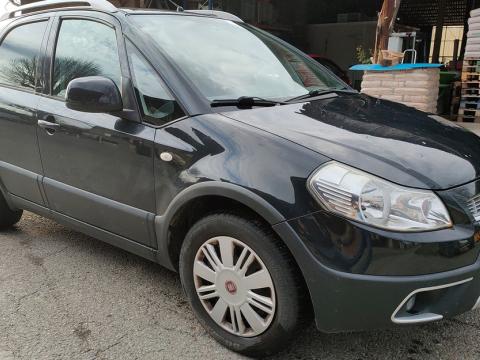 FIAT Sedici 1.6 4WD Dynamic Noire