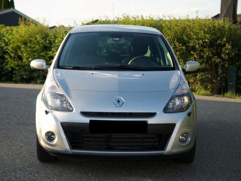 Renault CLIO 140 HDI Gris