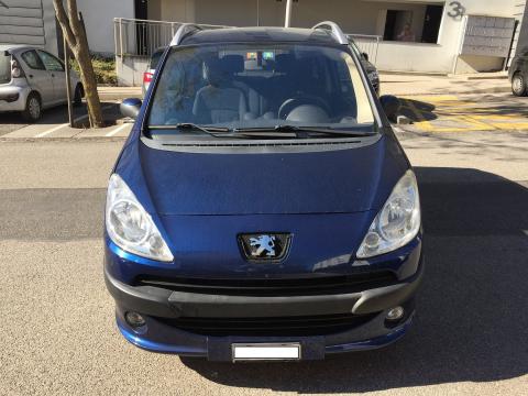 Peugeot 1007 1.4L Essence 1.4L Bleu