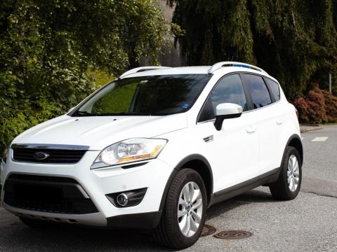 Ford KUGA 2L 136 ch Blanc