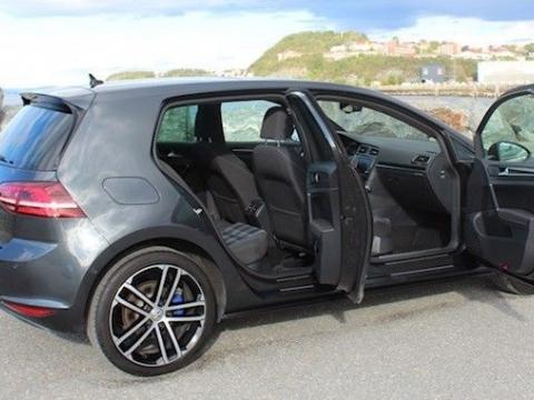 Volkswagen Golf Noire