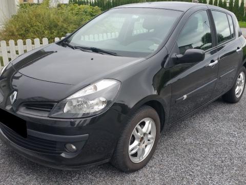 Renault Clio Noire