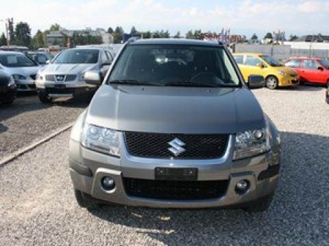 SUZUKI Grand Vitara 2.0 16V Top (SUV/tout-terrain)