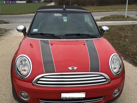 MINI cooper  cabriolet  Rouge