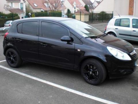 Opel corsa 1.3 Noire
