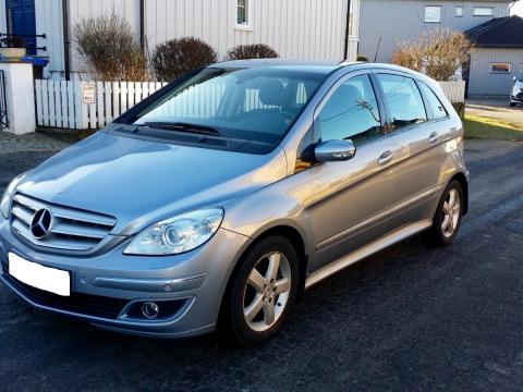 Mercedes-Benz Classe B Bleu