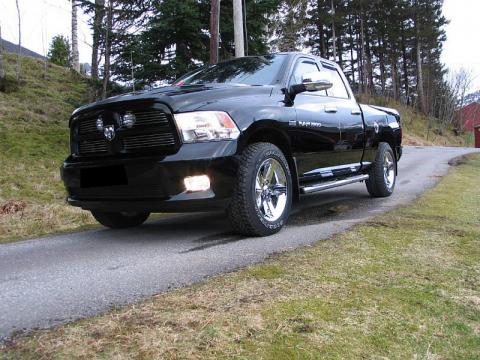 Dodge Ram Noire