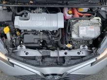 Toyota Yaris  1.5 Hybrid Gris
