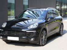 Porsche Cayenne Noire