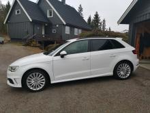 Audi Audi A3 Blanche Automatique diesel Audi A3 Blanche Automatique diesel Blanc