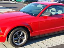 Ford Mustang Rouge