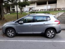 Peugeot 2008 1.6i Break Gris