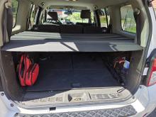 Nissan Pathfinder 7 places Blanc