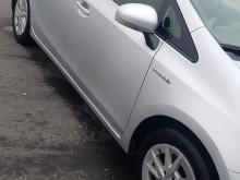 Toyota PRIUS+ HYBRID Gris