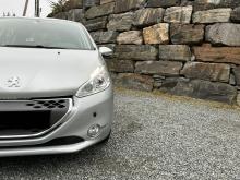 Peugeot 208 1.4 e-HDi Gris