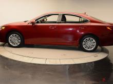 Lexus ES 350 Rouge