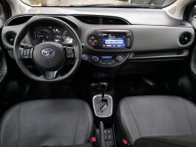 Toyota Yaris 1.5 HYBRID Gris