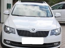 Skoda Superb Berline Blanc