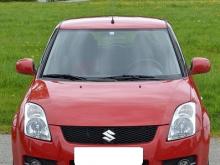 Suzuki Swift Berline Rouge