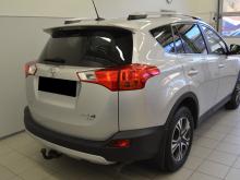 Toyota (Toyota RAV4 2,0 D-4D 4WD Active Style diesel)  (Toyota RAV4 2,0 D-4D 4WD Active Style diesel)  Gris