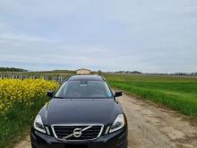 Volvo XC60  2.0 D DRIVe Momentum Noire