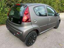 Peugeot 107 107 1.0i+EURO 5 Mauve