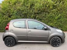 Peugeot 107 107 1.0i+EURO 5 Mauve