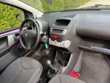 Peugeot 107 107 1.0i+EURO 5 Mauve