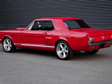 Ford  Mustang Ford  Rouge