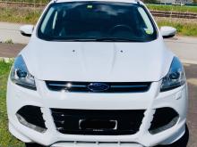 Ford FORD Kuga 2.0 TDCI Titanium 4WD (SUV/tout terrain) FORD Kuga 2.0 TDCI Titanium 4WD (SUV/tout terrain) Blanc