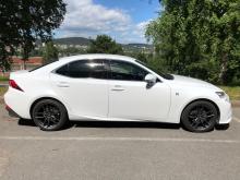 Lexus is lexus is Blanc