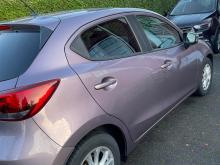 Mazda 2 Gris