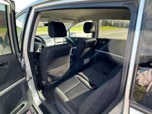 Toyota Corolla Verso 2.2-l-D-4D Gris