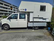 Volkswagen T5 double cabine Avec Cellule camping-car amovible Blanc