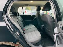 Volkswagen Golf VI 1.6 CR TDi Highline DPF Noire