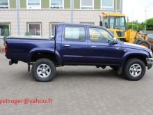 Toyota HiLux 4x4 Double Cab SR Bleu