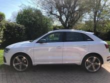 Audi Q3 Sport - Sline (parfait état) 7-vitesses boîte automatisée S tronic quattro Blanc