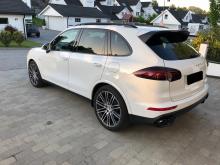 Porsche Cayenne Belle Voiture en suisse  Blanc